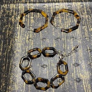 Tortoiseshell Hoop Earrings and Bracelet Set Bracelet Size 7